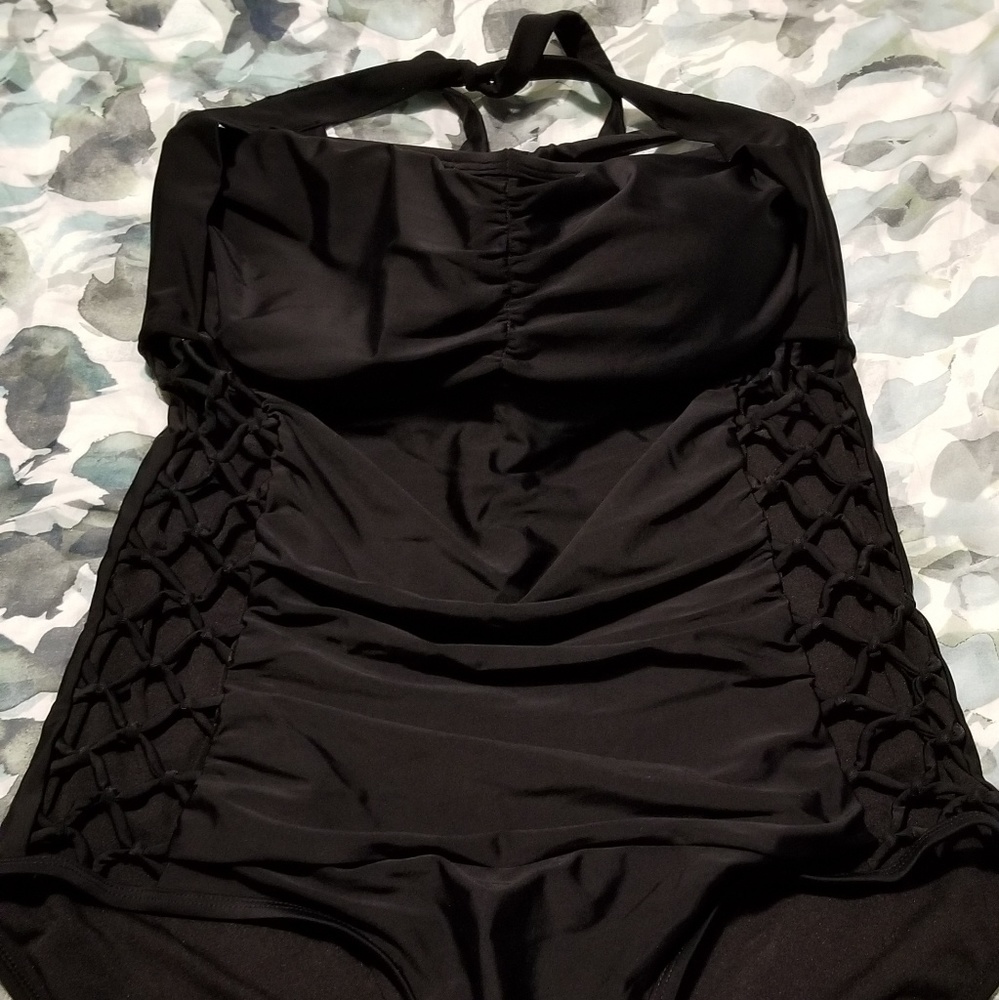 One piece bathing suit